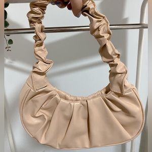 TRENDY TAN SHOULDER BAD